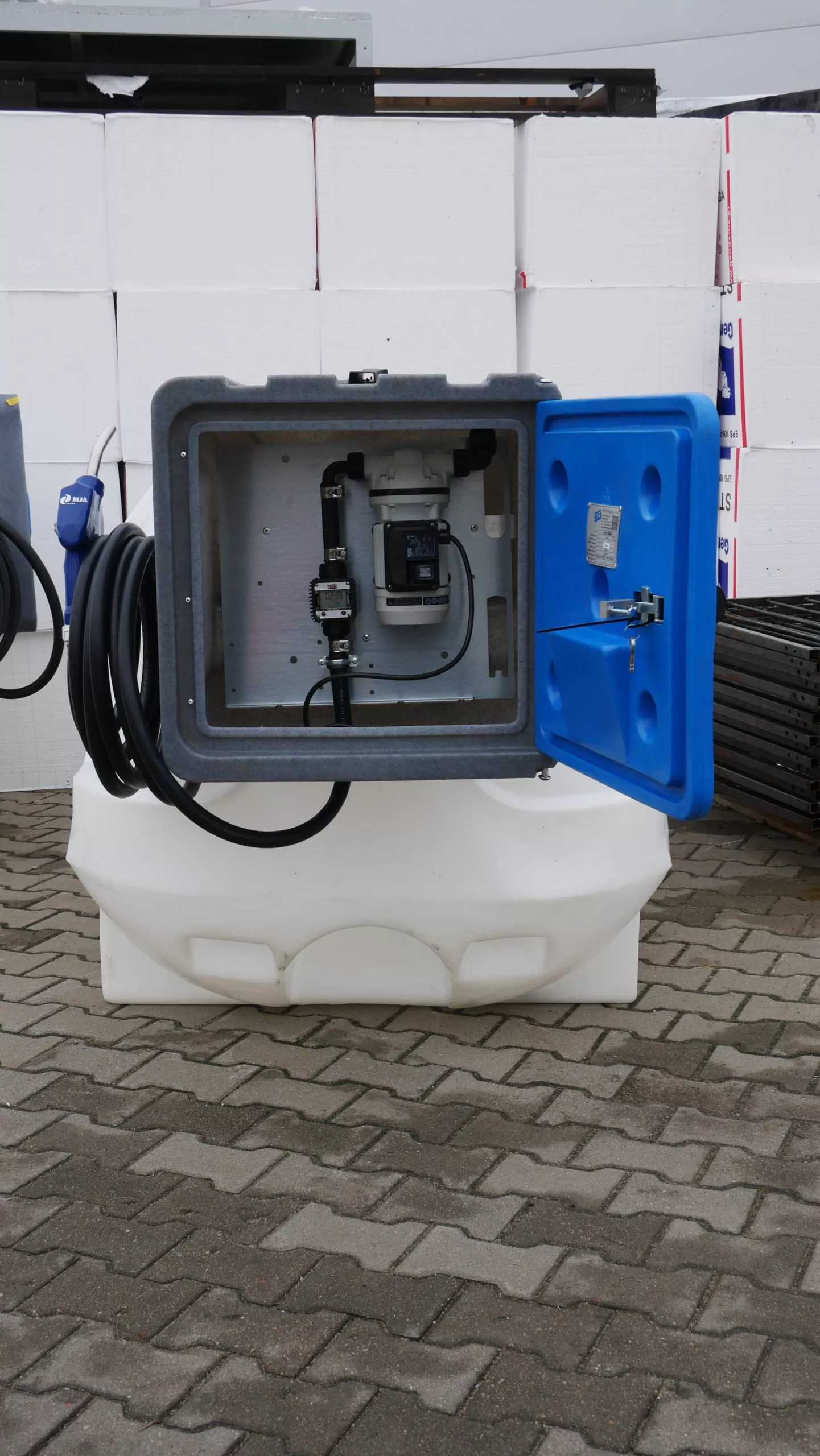 Cuve AdBlue 1 500 L simple paroi - JFC - vue du produit